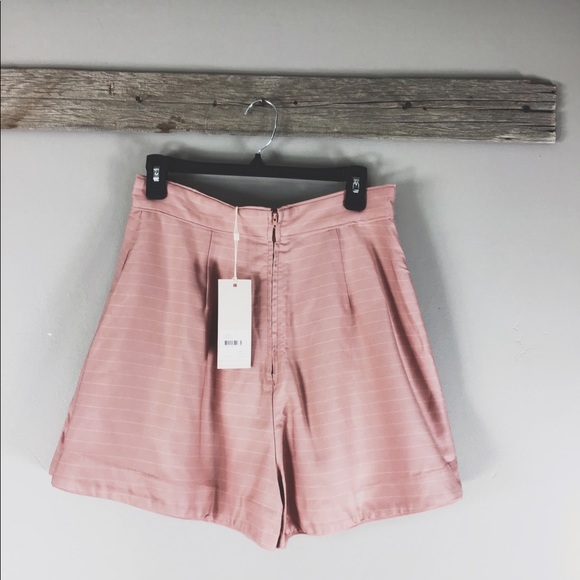 Keepsake Fever Short - Picture 8 of 8